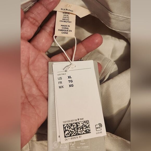 New H&M Pompette Gray Dusty Light Silk Blend Utility Shirt Size XL Oversized - Picture 8 of 14